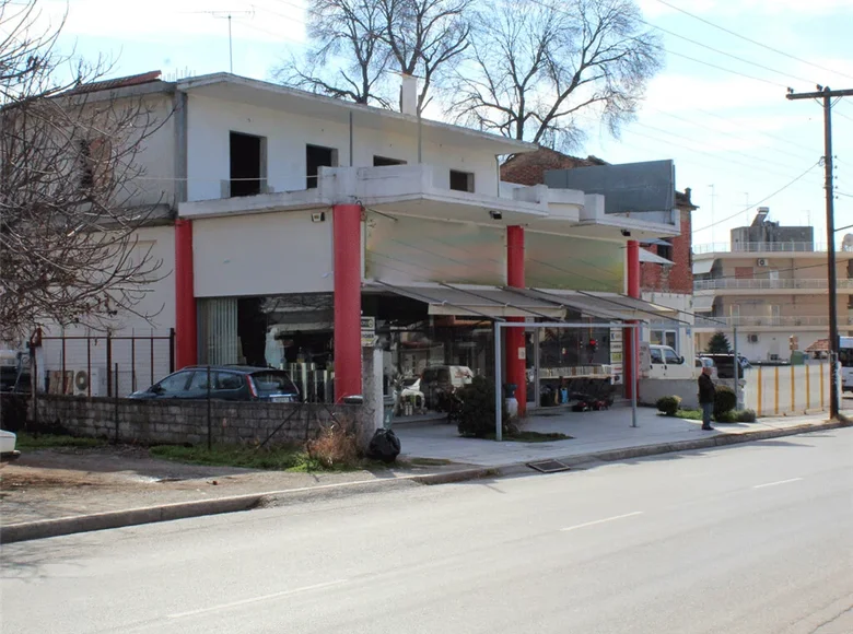 Commercial property 530 m² in Svoronos, Greece