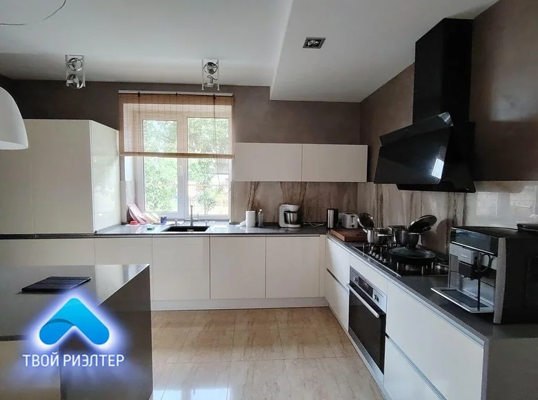 Maison 168 m² Retchitsa, Bélarus
