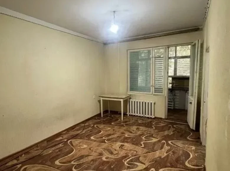 Kvartira 1 xona 35 m² Toshkentda