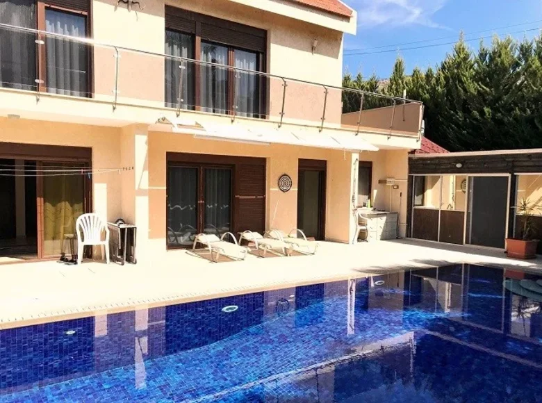 Дом 5 спален 460 м² муниципалитет Лимасол, Кипр