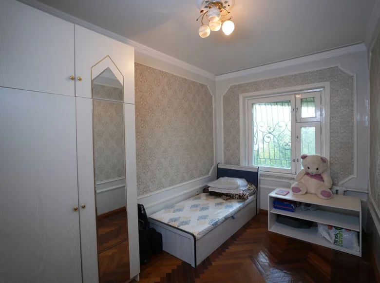 Kvartira 3 xonalar 71 m² Toshkentda