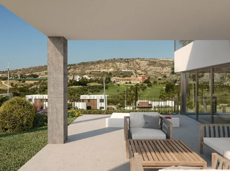 4 bedroom house  Almoradi, Spain