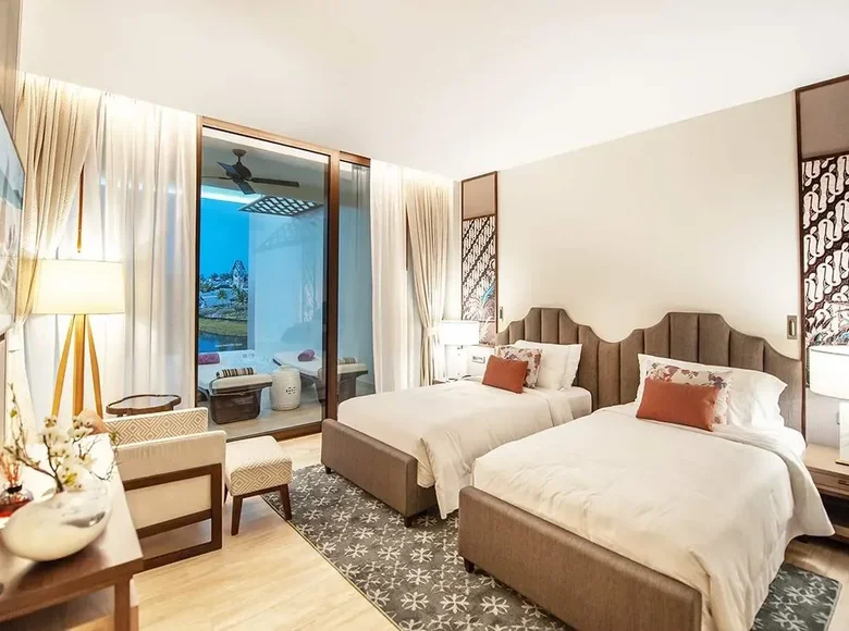 Mieszkanie 2 pokoi 209 m² Phuket, Tajlandia