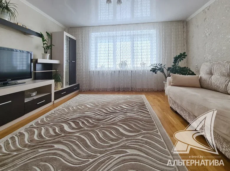 1 room apartment 43 m² Brest, Belarus