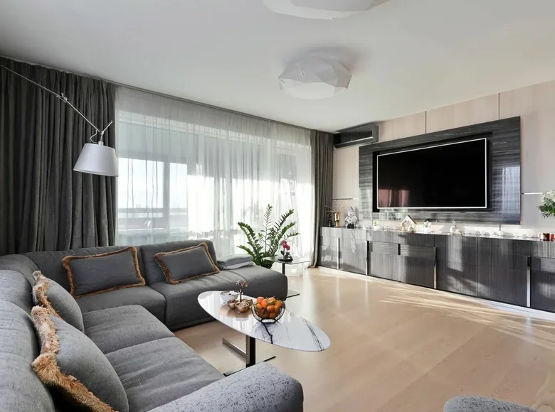 Wohnung 4 Zimmer 167 m² Riga, Lettland