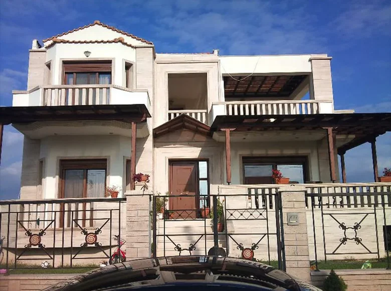 Szeregowiec 5 pokojów 290 m² Dionisiou Beach, Grecja