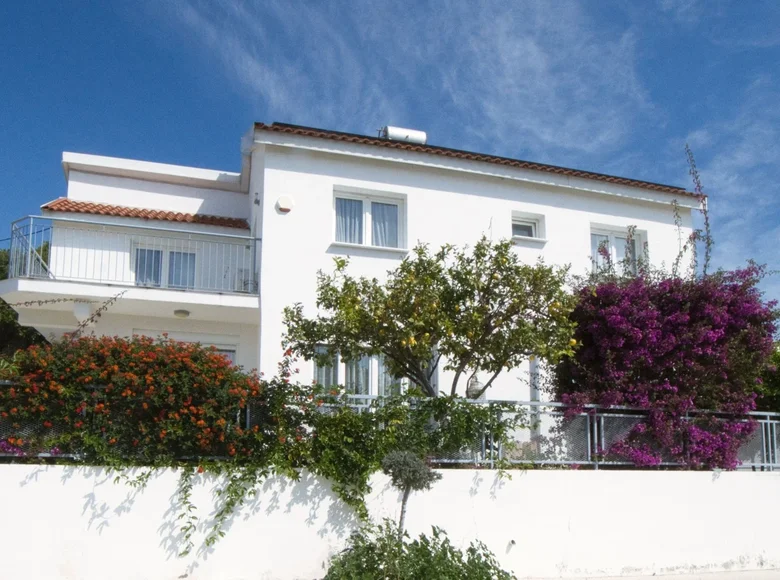 4 bedroom house 234 m² Larnaca, Cyprus