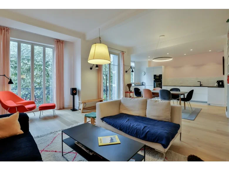 Mieszkanie 5 pokojów 143 m² Nicea, Francja