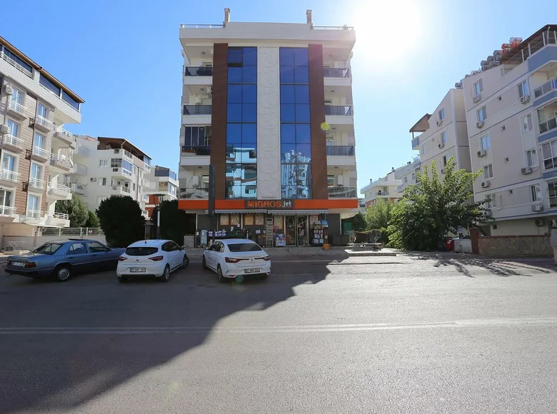 2 bedroom apartment 90 m² Konyaalti, Turkey