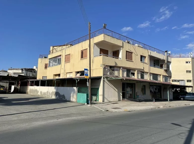 Nieruchomości komercyjne  Larnaka, Cyprus