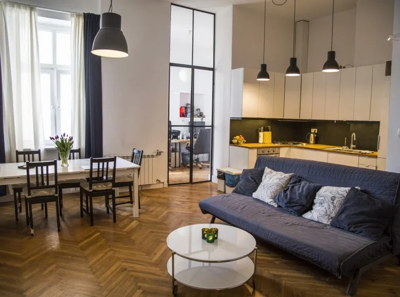 Mieszkanie 3 pokoi 74 m² Warszawa, Polska