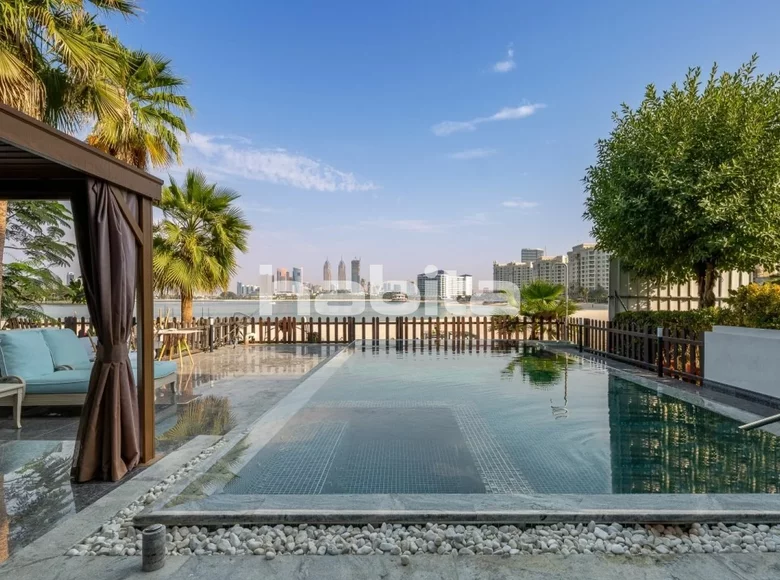 4 bedroom Villa 340 m² Dubai, UAE