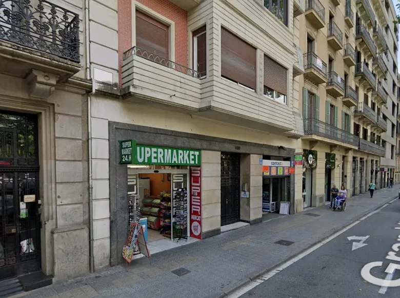 Commercial property 268 m² in Barcelona, Spain