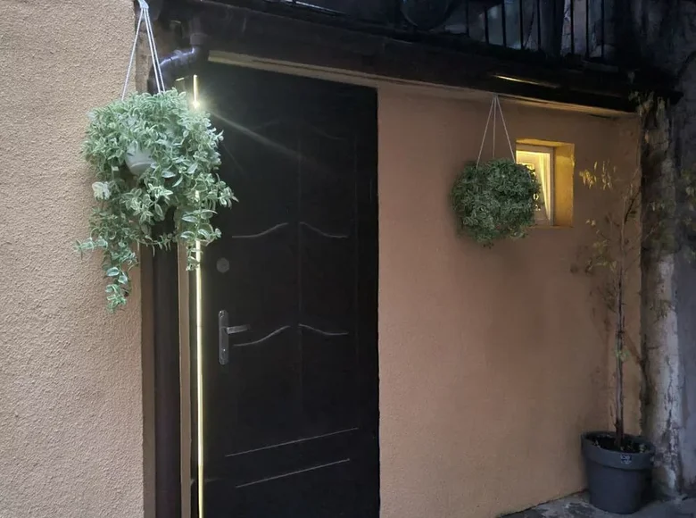 Mieszkanie 2 pokoi 85 m² Odessa, Ukraina