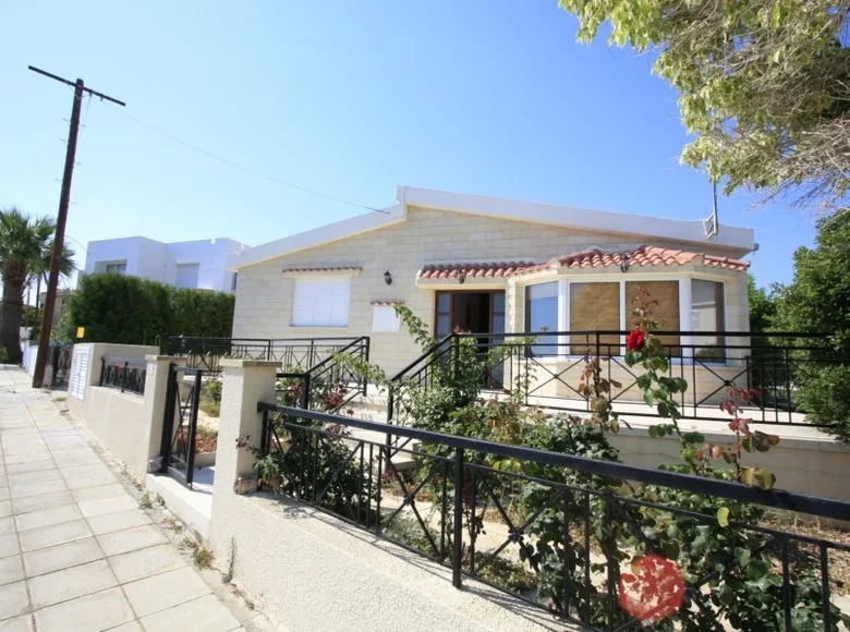 4 bedroom house 200 m² Empa, Cyprus