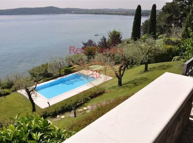 5 bedroom villa 400 m² Moniga del Garda, Italy