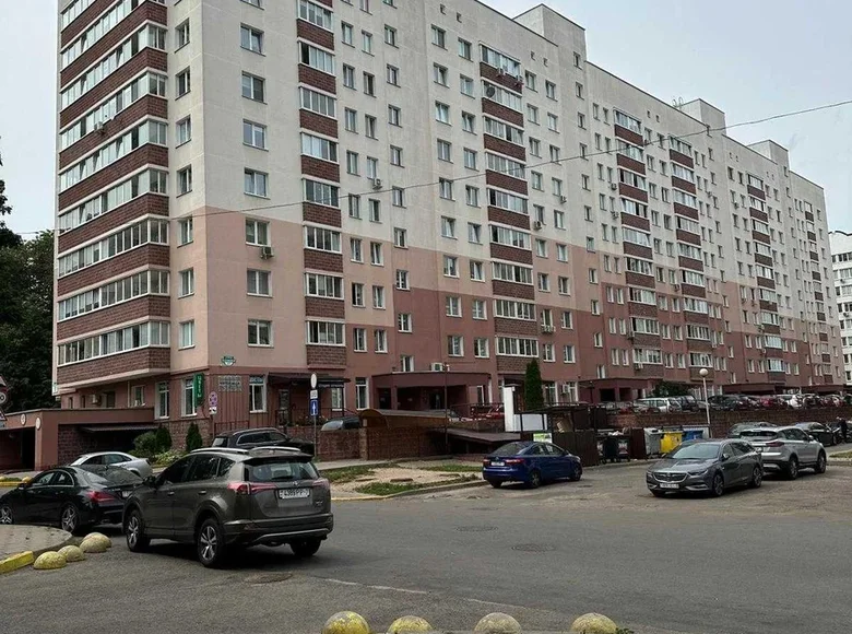 Mieszkanie 2 pokoi 67 m² Mińsk, Białoruś