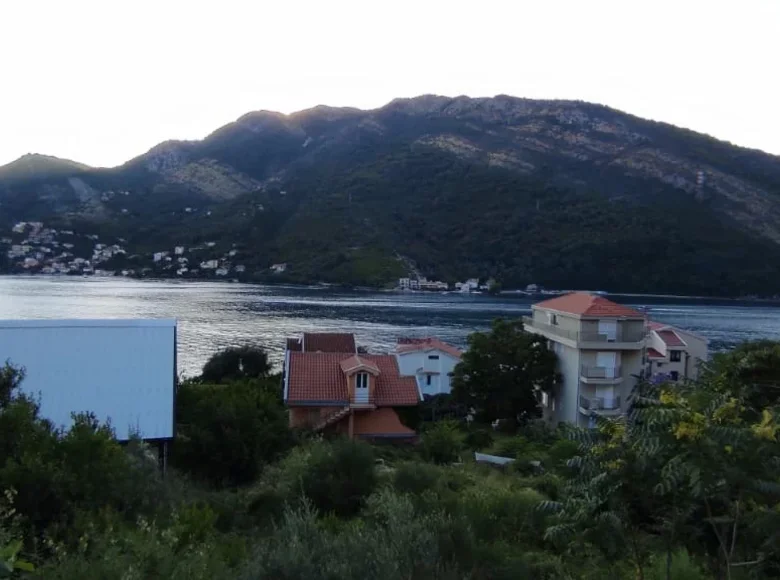 Mieszkanie 2 pokoi 72 m² Kotor, Czarnogóra