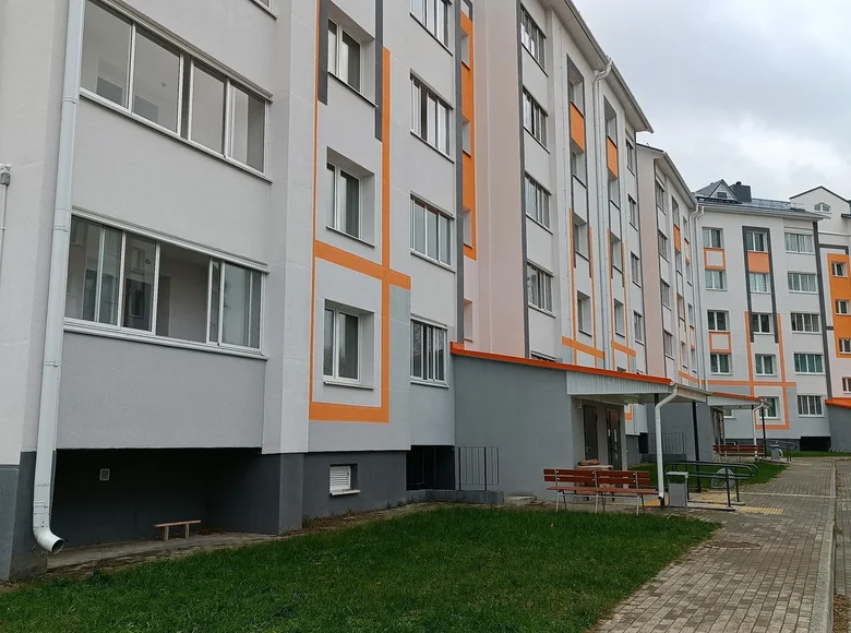 Mieszkanie 4 pokoi 95 m² Łohojsk, Białoruś