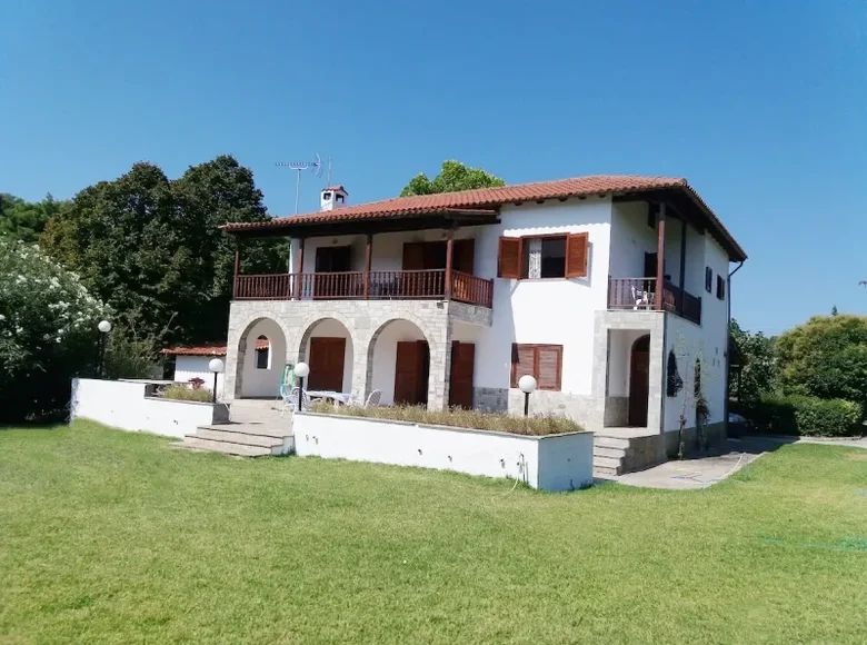 Villa de 4 dormitorios 340 m² Kalandra, Grecia