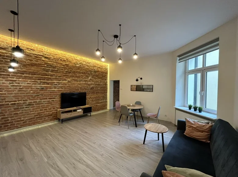 Квартира 2 комнаты 55 м² Лович, Польша