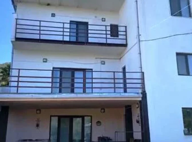 5 room house 240 m² in Tsodoreti, Georgia