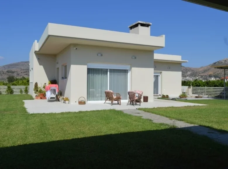 Commercial property 127 m² in Peloponnese Region, Greece