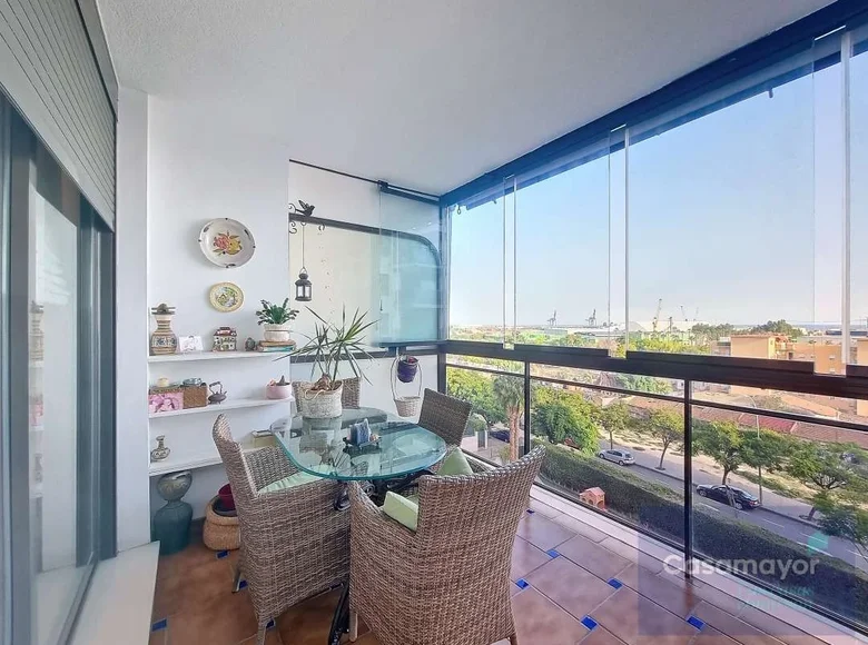 Apartamento 107 m² Alicante, España