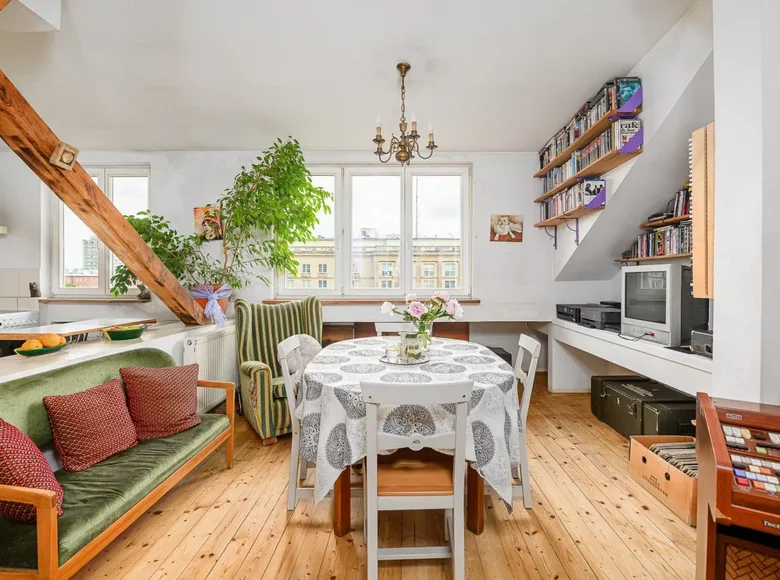 4 room apartment 101 m² Warsaw, Poland