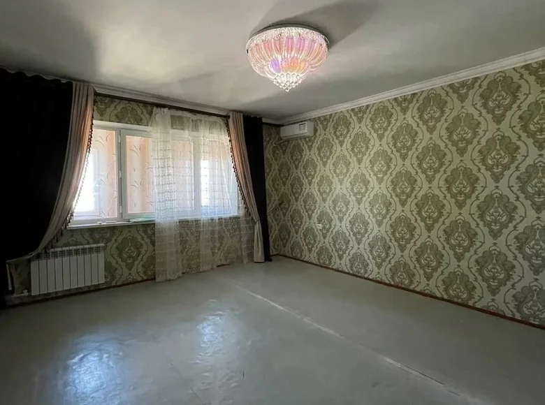 Kvartira 3 xonalar 72 m² Toshkentda