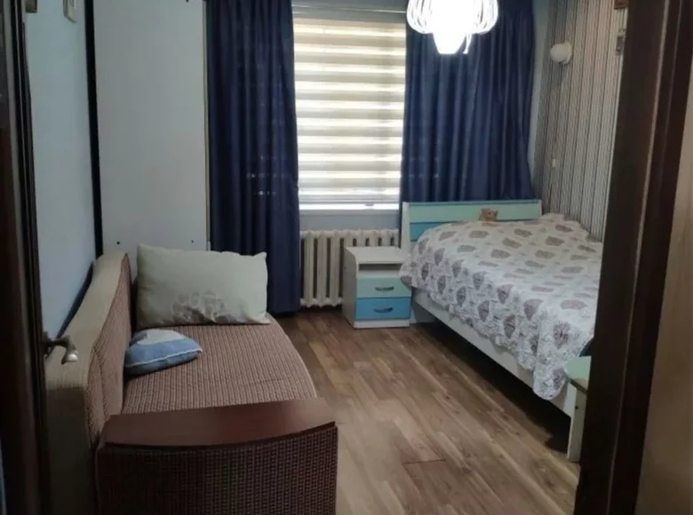 Kvartira 3 xonalar 64 m² Toshkentda