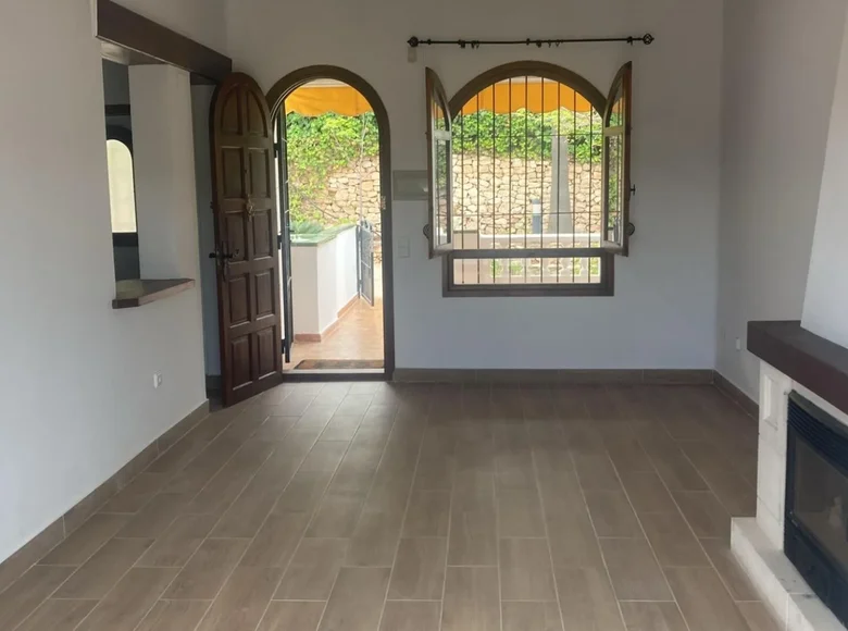 Villa de tres dormitorios 150 m² Orihuela, Španjolska