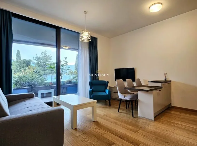 Wohnung 1 Schlafzimmer 56 m² Budva, Montenegro