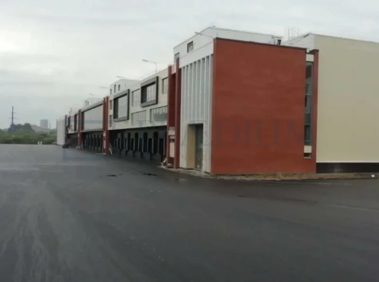 Warehouse 20 455 m² in southern-administrative-okrug, Russia