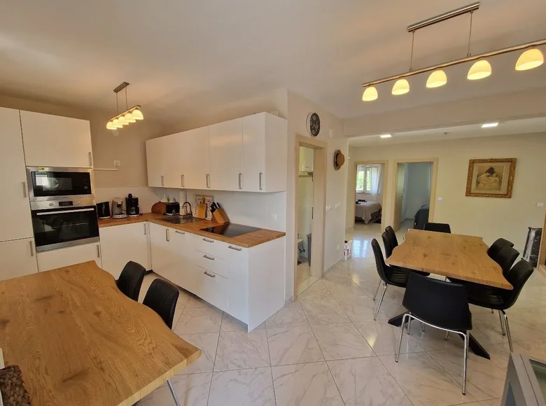 7 bedroom villa 290 m² Nin, Croatia