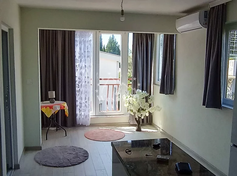 Квартира 3 комнаты 72 м² Бар, Черногория