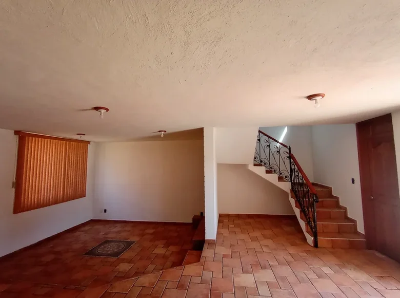 Casa 4 habitaciones 176 m² Metepec, México