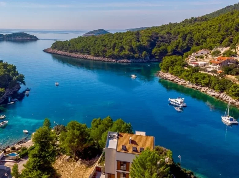 Villa de 6 chambres 360 m², Tous les pays