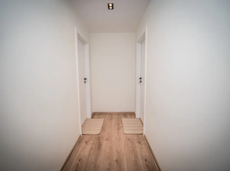 Mieszkanie 2 pokoi 41 m² Poznań, Polska