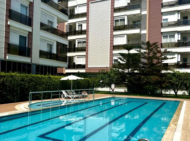 2 bedroom apartment 55 m² Muratpasa, Turkey