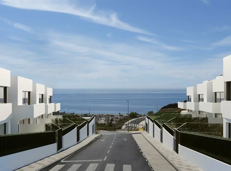 Townhouse 4 bedrooms 212 m² Rincon de la Victoria, Spain