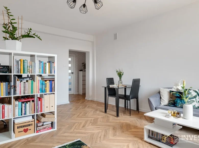 Mieszkanie 2 pokoi 49 m² Poznań, Polska