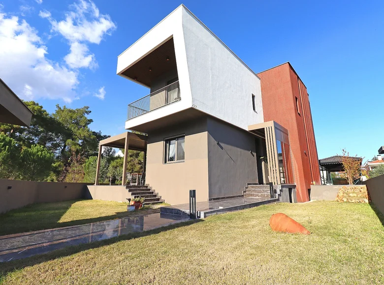 Villa de 5 habitaciones 250 m² Dosemealti, Turquía