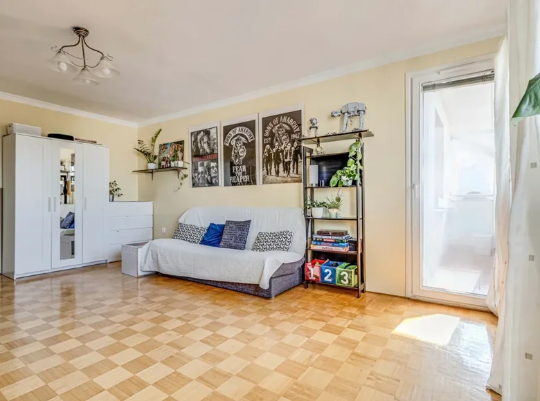 4 room apartment for sale in Wroclaw, Poland for €157,032 listing