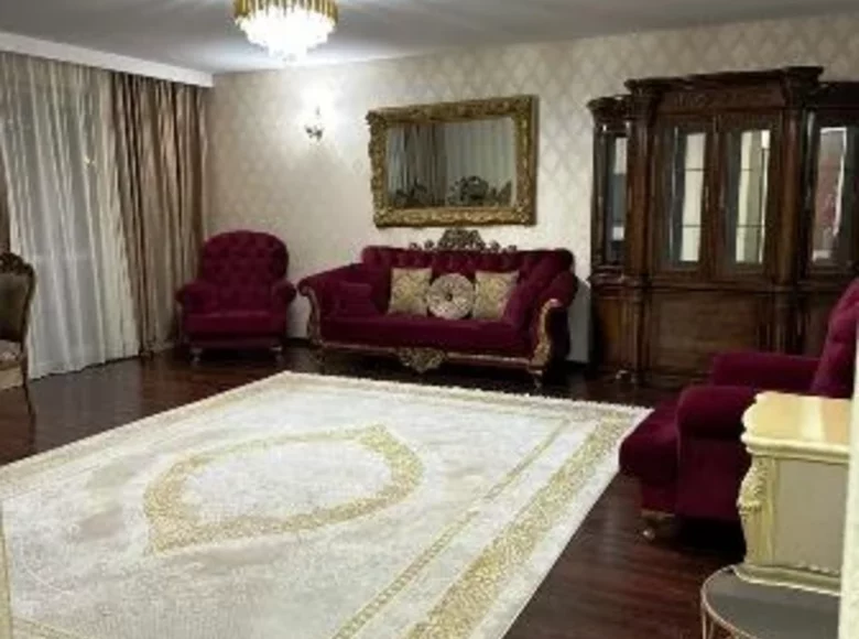 Wohnung 5 Zimmer 100 m² Tiflis, Georgien