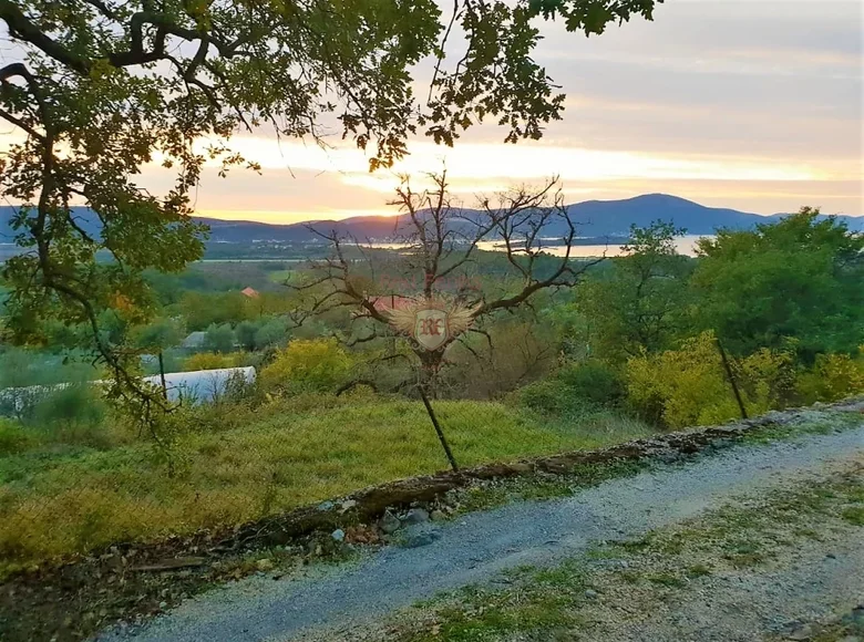 Gewerbefläche  Trojica, Montenegro