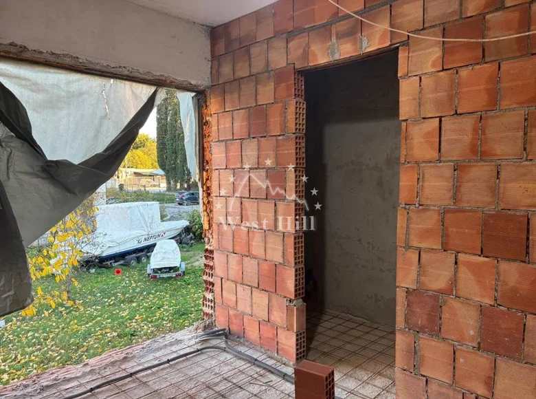 Mieszkanie 2 pokoi 85 m² Tivat, Czarnogóra