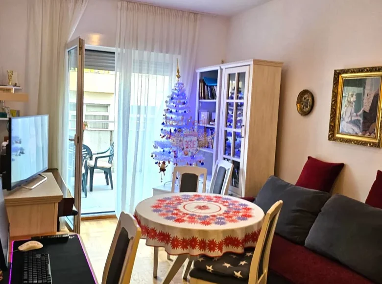 Mieszkanie 2 pokoi 61 m² Budva, Czarnogóra