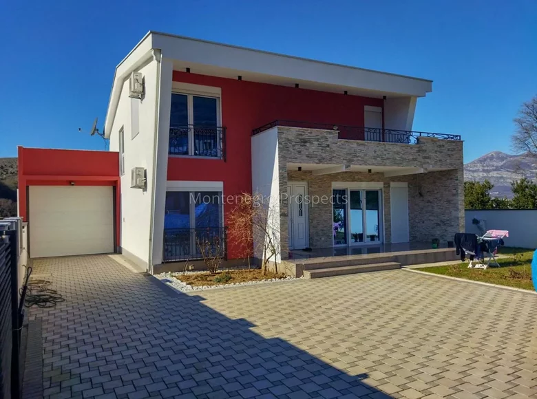 Casa 4 habitaciones 170 m² Ulcinj, Montenegro