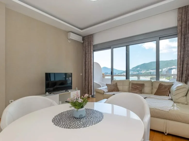 Wohnung 1 Schlafzimmer 61 m² Rafailovici, Montenegro